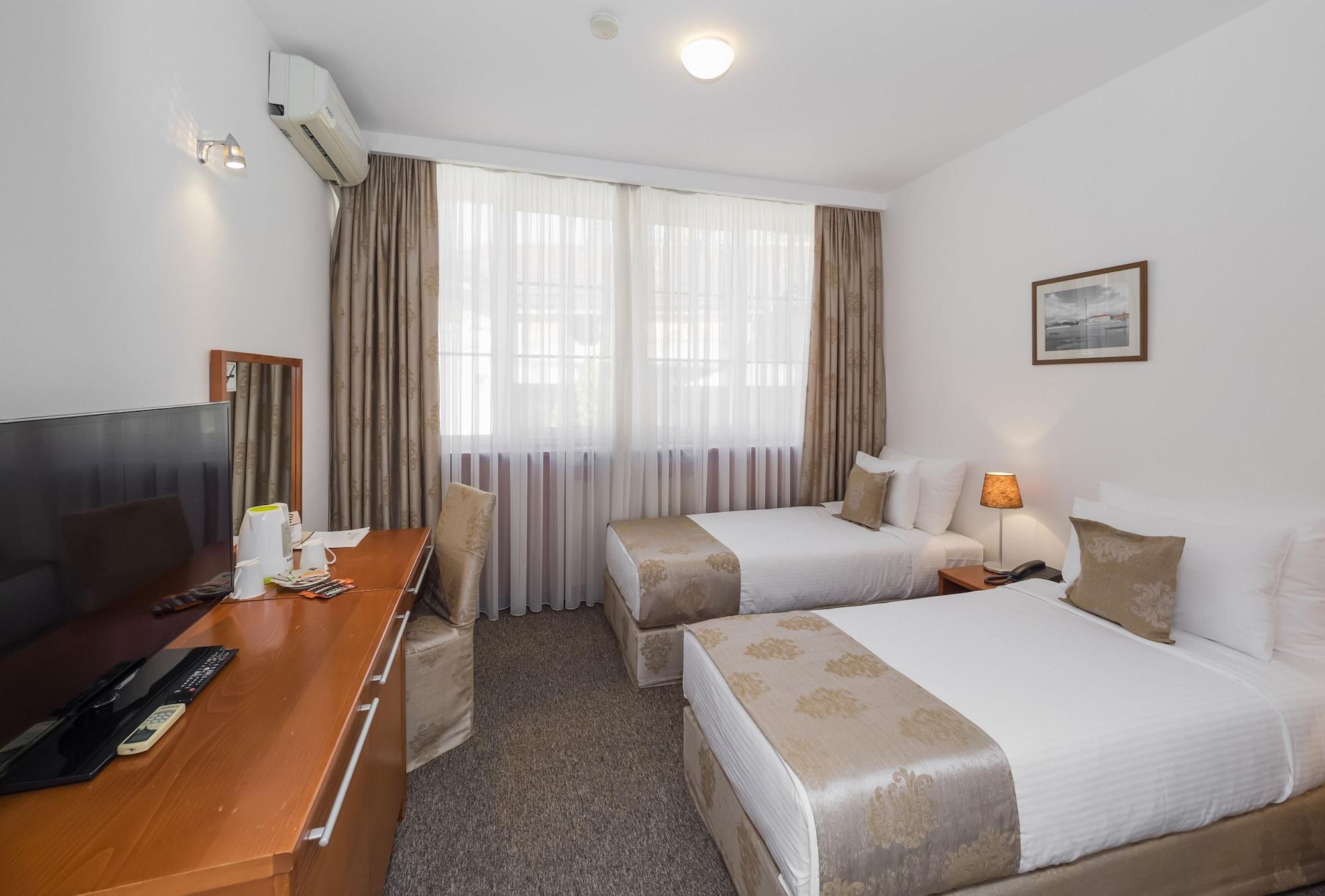 Garni Hotel Le Petit Piaf Beograd Ngoại thất bức ảnh